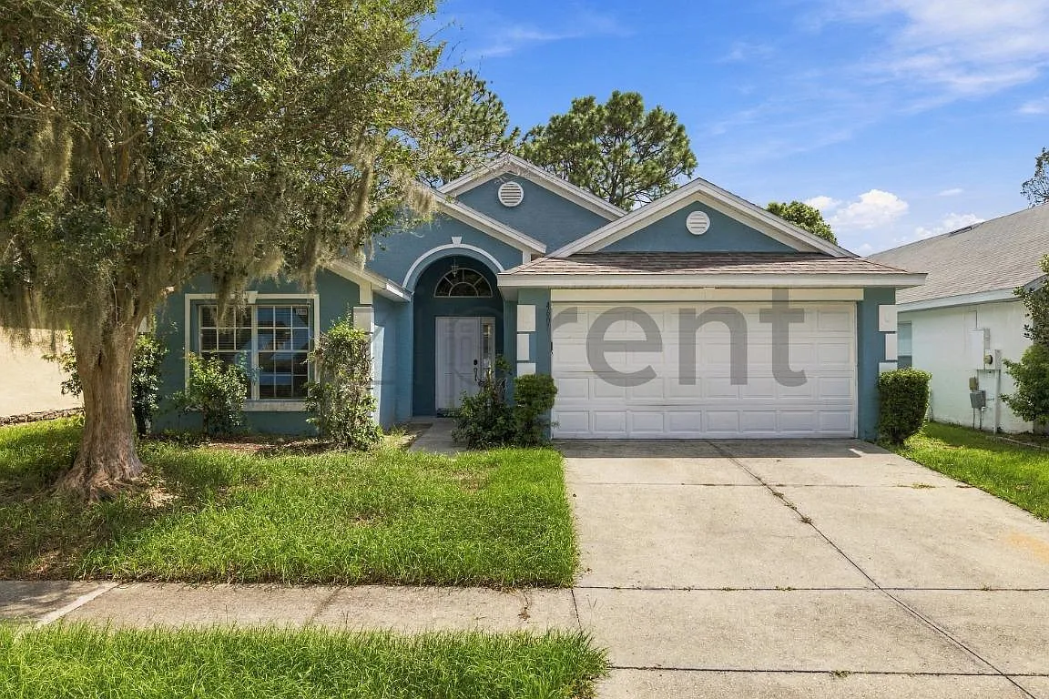 3 bed, 1462 sqft, $2,375 — Photo 1