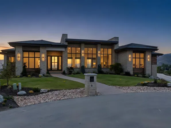 6 E Eastern Peak Cv, Sandy, UT 84092