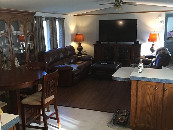 2nd image of 6139 County Road 118