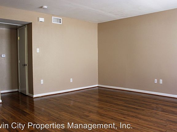 3rd image of 1602 S College Ave APT 26