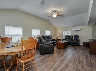 17412 Chestnut Dr, Belton, MO 64012