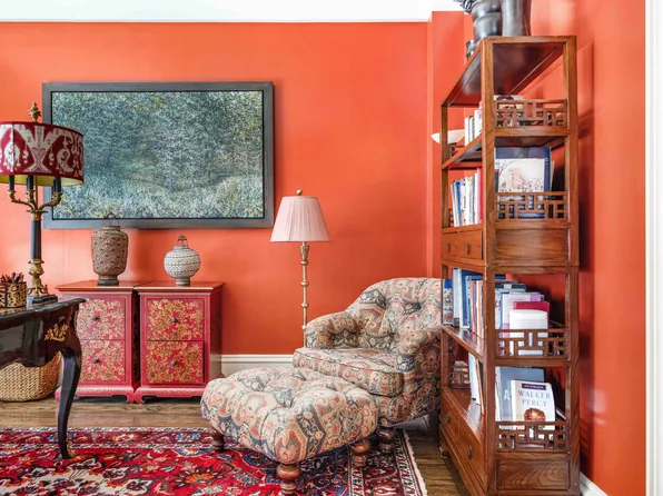 875 Park Avenue image 9 of 22