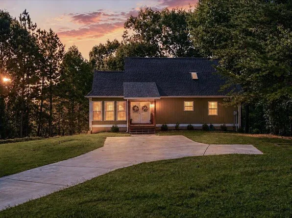99 N Ridge Dr, La Fayette, GA 30728