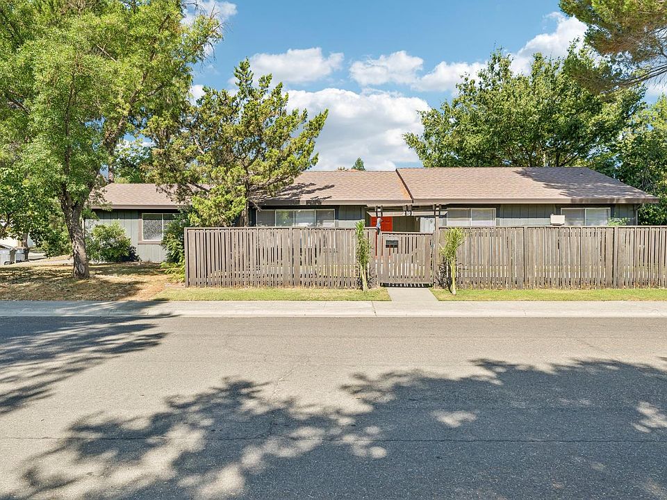 1st image of 2903 Corona Dr