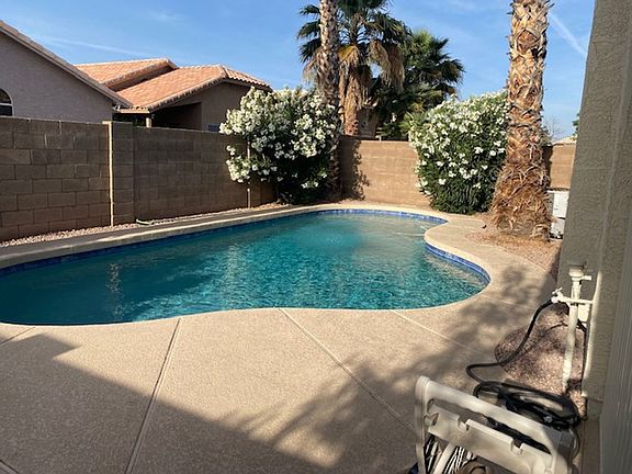 4th image of 1277 W Myrna Ln