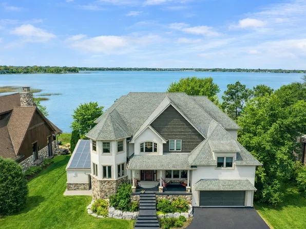 22620 Hayward Ave N, Forest Lake, MN 55025