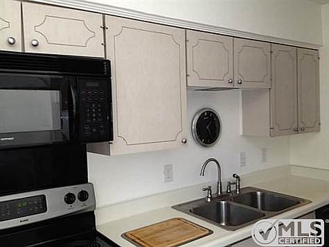 3rd image of 7704 Royal Ln APT C
