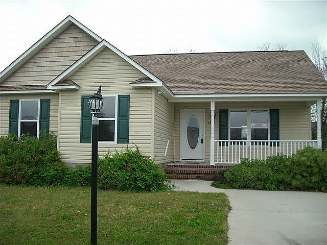 1st image of 4907 N Hampton Dr SE