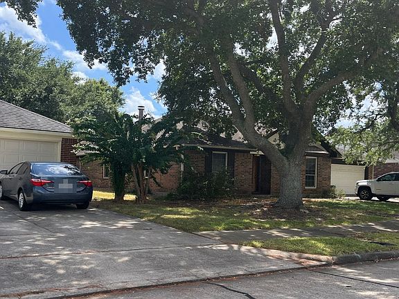 3rd image of 4905 Glenview Dr