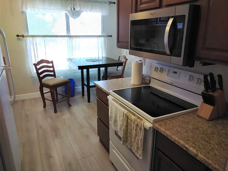 13231 W Maplewood Dr — Photo 12