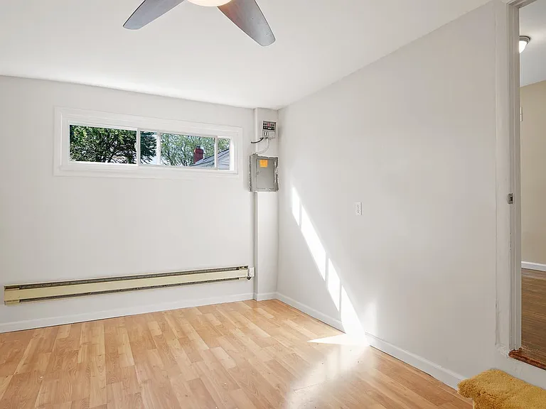 1838 Griffith Rd — Photo 13