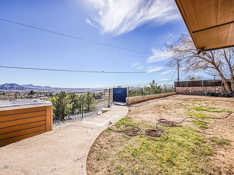 6253 Westwind Dr — Photo 6