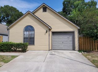 (Undisclosed Address), Wilmington, NC 28412