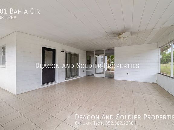 2nd image of 701 Bahia Cir