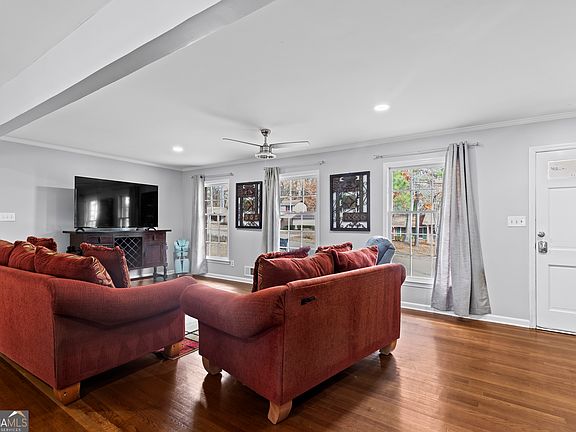 5th image of 3727 Calmer Cir