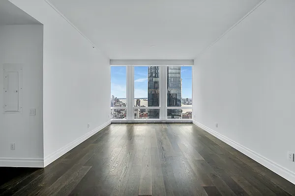 Rented by Compass | media 36