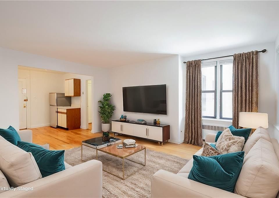 1st image of 15 Oliver St APT 4C