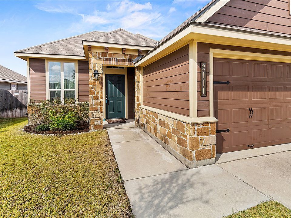 1st image of 2111 Dumfries Dr