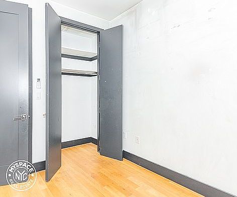 5th image of 82 Jefferson St #5Q