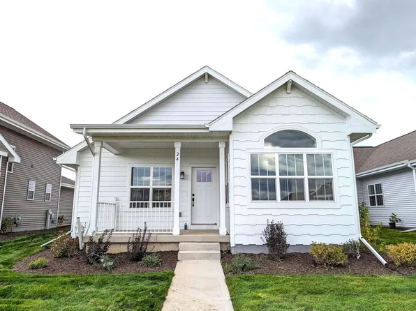 24 Windflower Way, Mount Horeb, WI 53572