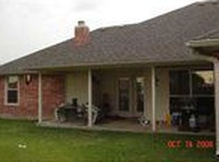 138 Dove Ln, Meadowlakes, TX 78654