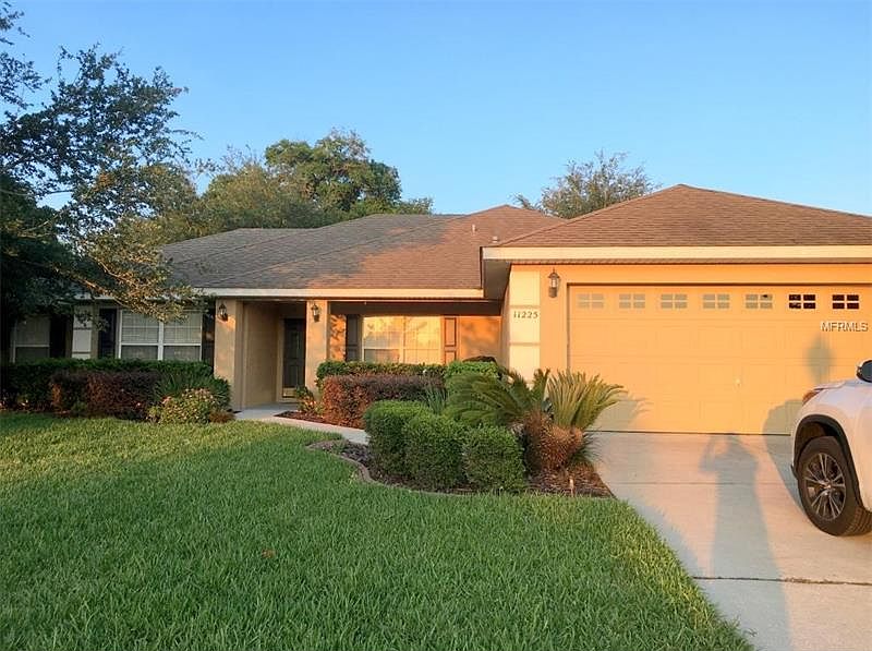 1st image of 11225 Oakshore Ln