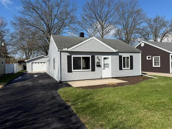 1113 Hugo St, Maumee, OH 43537