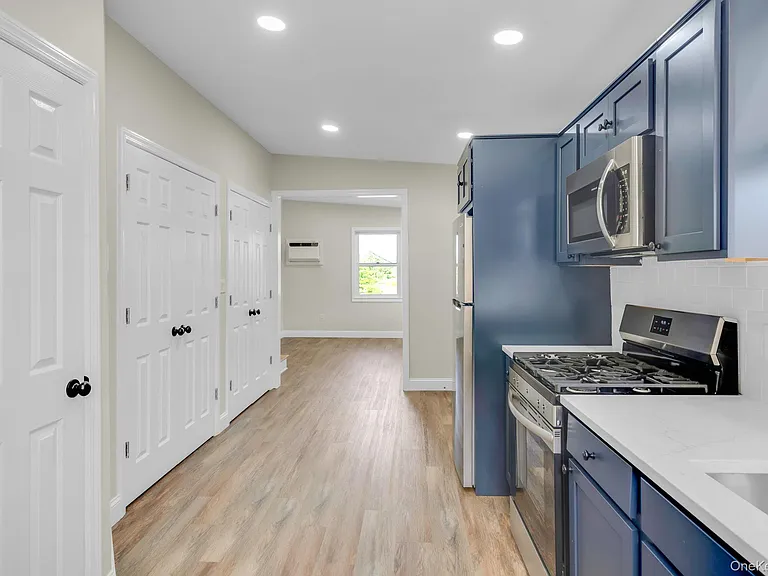 204 Blue Point Ave #206A — Photo 4