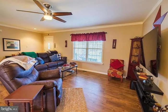 2501 Park Center Blvd — Photo 4