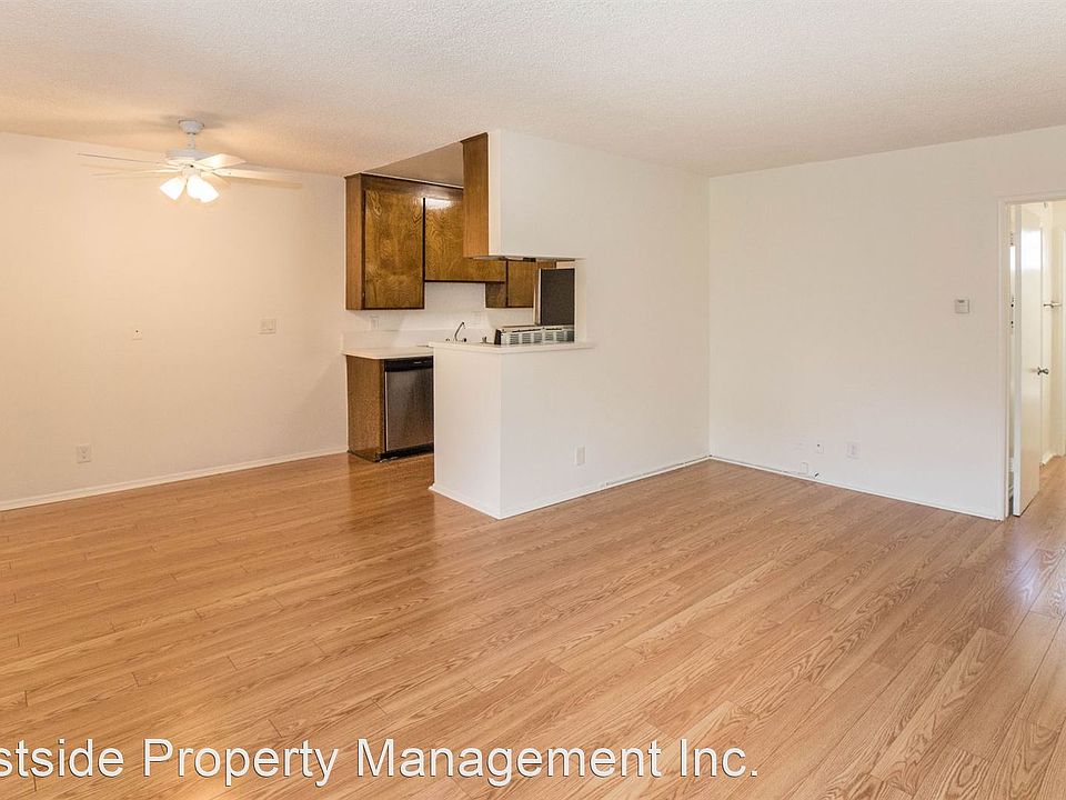 1st image of 12550 Pacific Ave #8