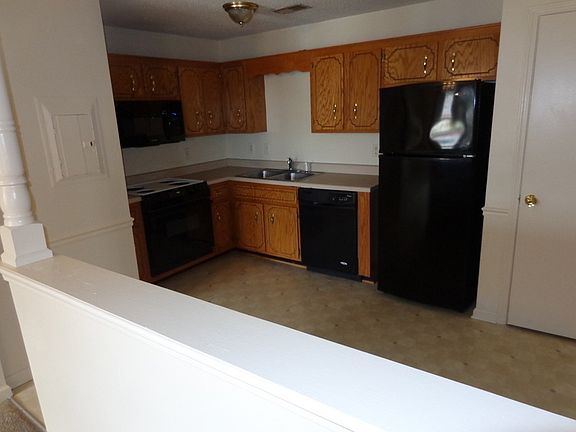 3rd image of 378 Jack Miller Blvd