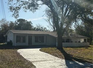 1619 Chatsworth St, Lake Placid, FL 33852