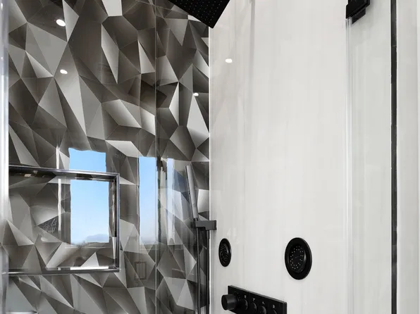 93 Terrace Avenue image 18 of 20