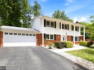 7168 Game Lord Dr, Springfield, VA 22153