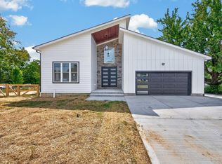 8391 Dimmick Rd, West Chester, OH 45241