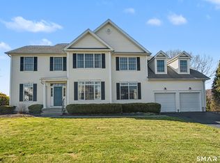 89 Masters Lane, Milford, CT 06461