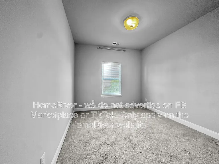 965 Shy Ln — Photo 10
