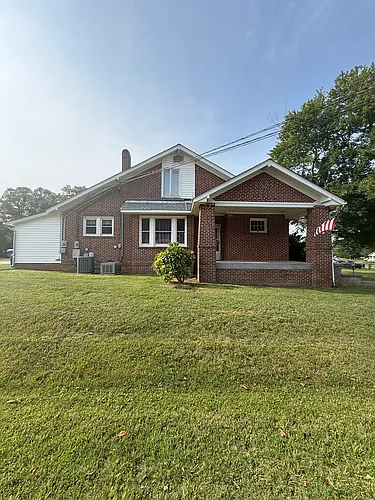 839A Sanford Rd Photo 1