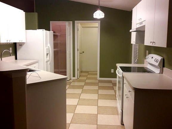 5th image of 4291 Swanna Dr