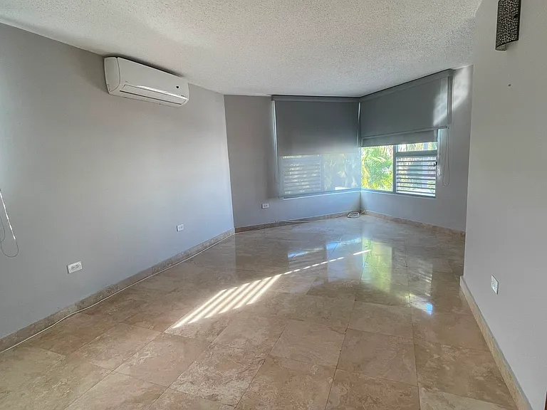 C4 Calle Rio Bayamon #C4 — Photo 20
