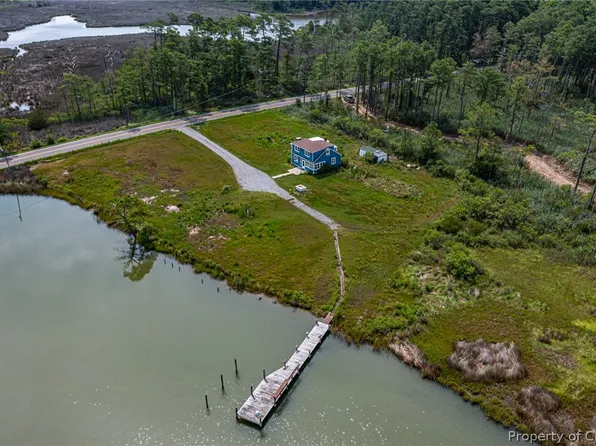 6258 Windmill Point Rd, White Stone, VA 22578