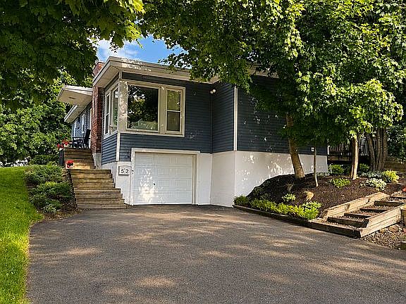 3rd image of 52 Maple St