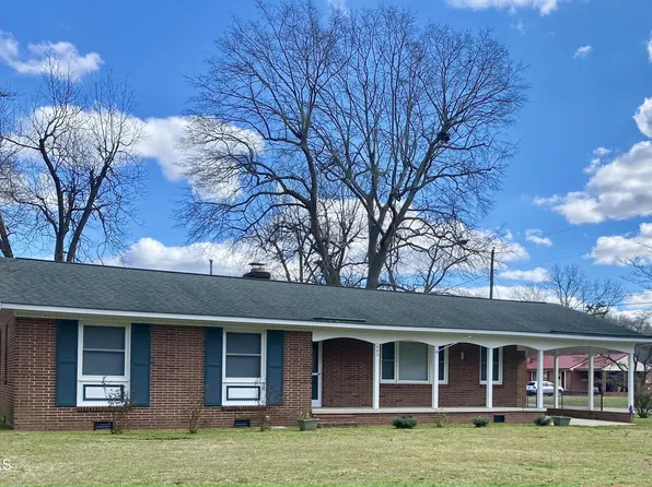 405 S Elm Street, Maxton, NC 28364