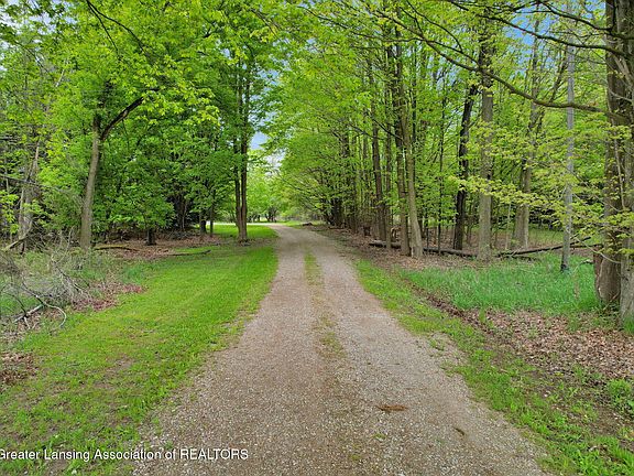 2nd image of 5959 Curtice Rd