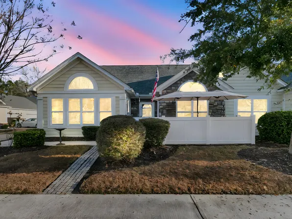 8800 Dorchester Rd Unit 2001, North Charleston, SC 29420