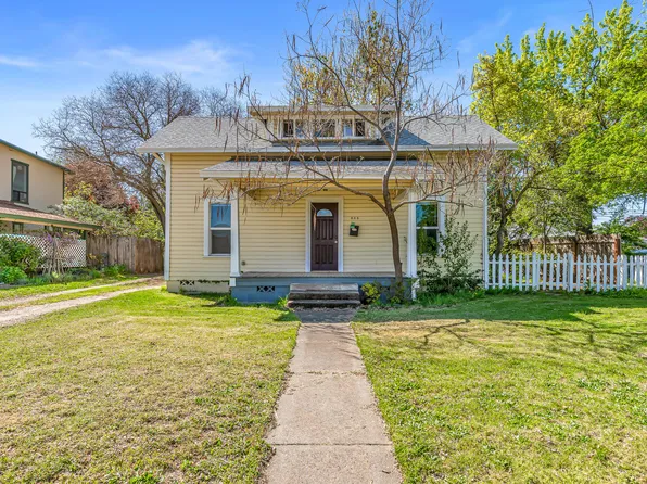645 Palm St, Medford, OR 97501