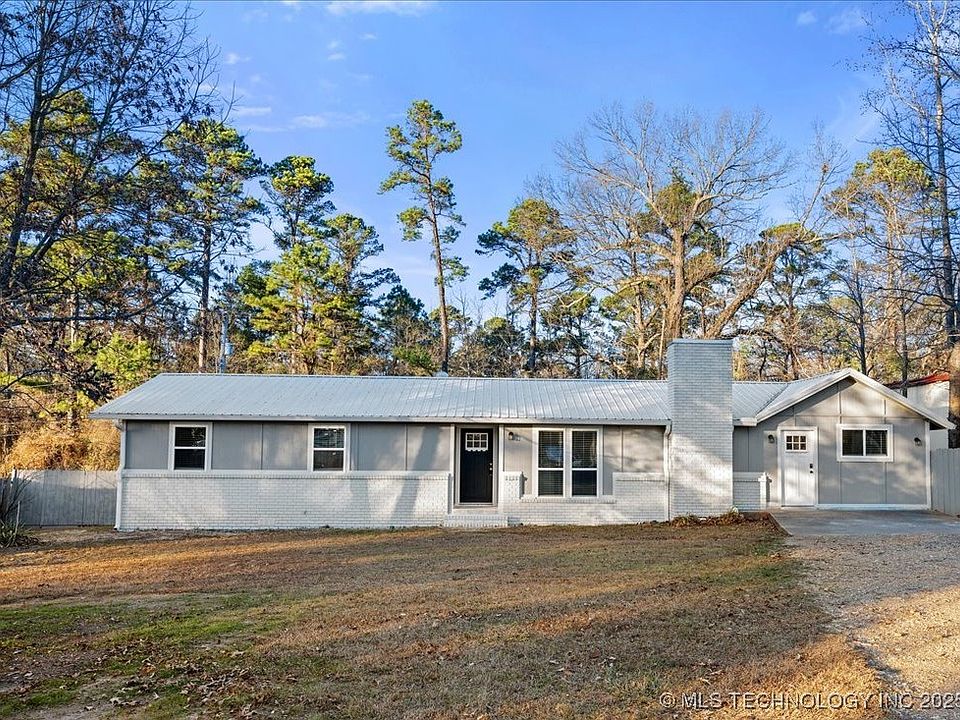1st image of 802 E Circle Dr