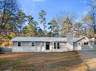 802 E Circle Dr, Broken Bow, OK 74728