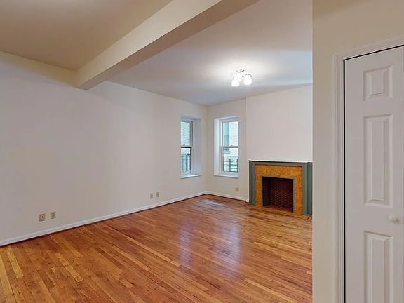 4th image of 227 Riverside Dr #4C