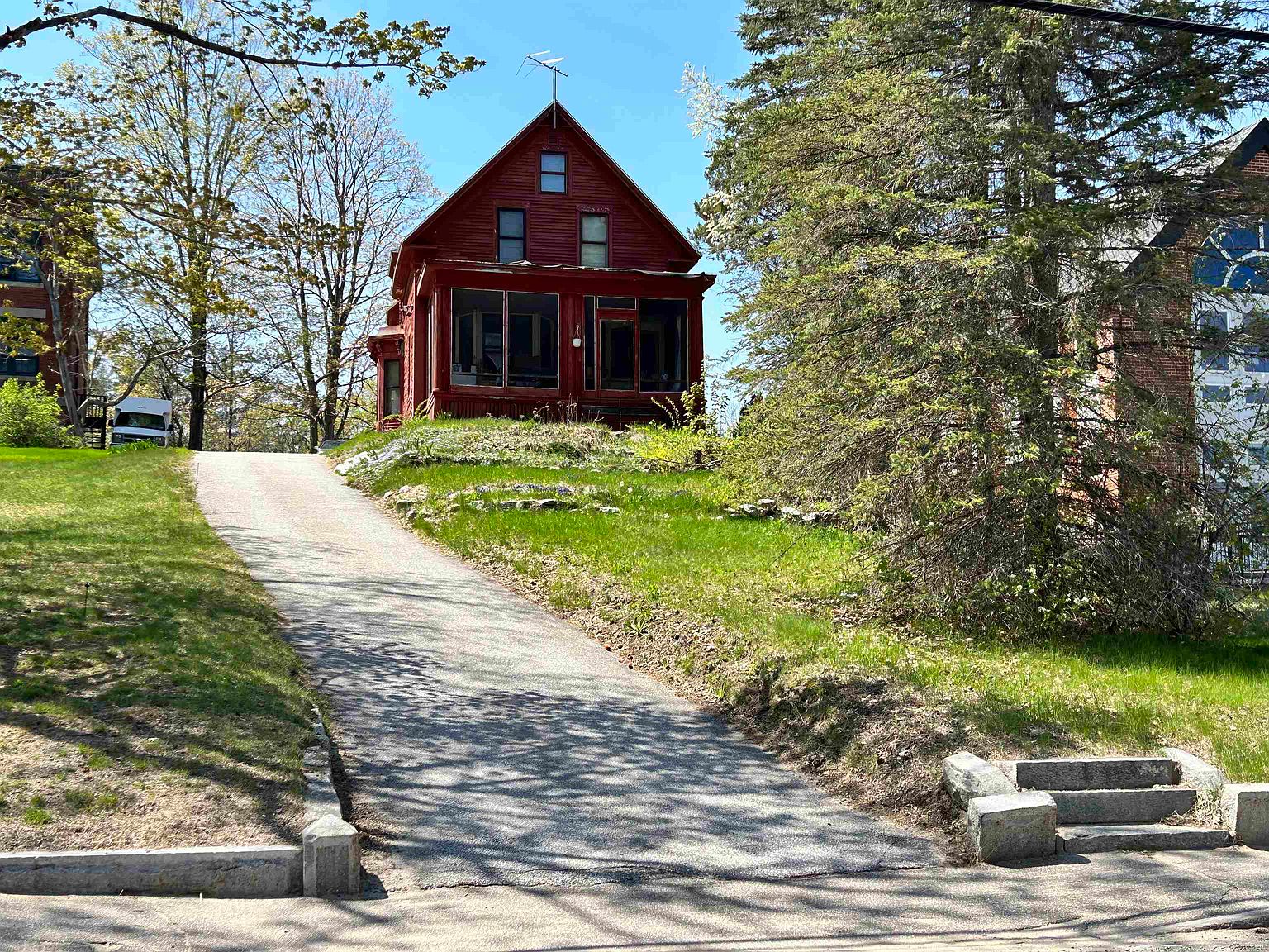 99 Main Street, Meredith, NH 03253 Zillow